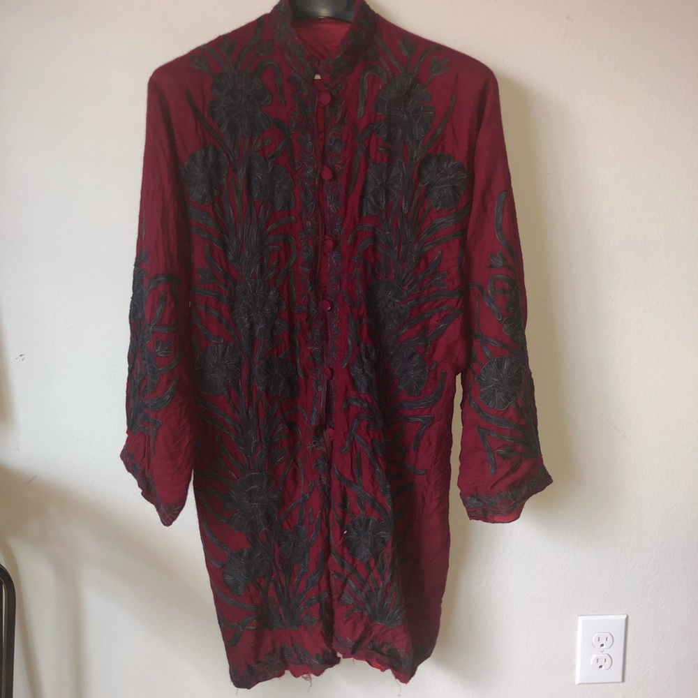 GREAT QUALITY and Details! Floral Kimono